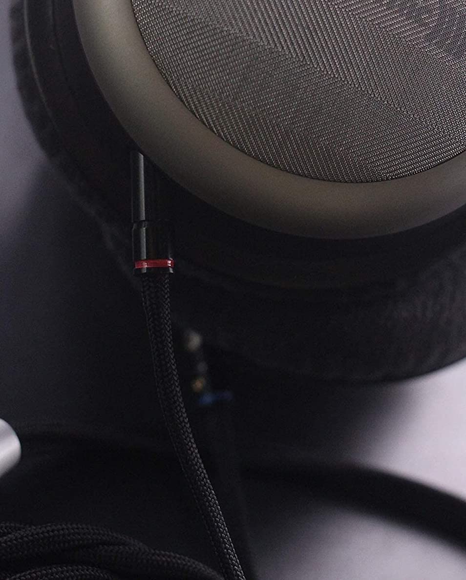 Audio Upgrade Cable with 4-pin XLR Male Plug, 1.5M A73697