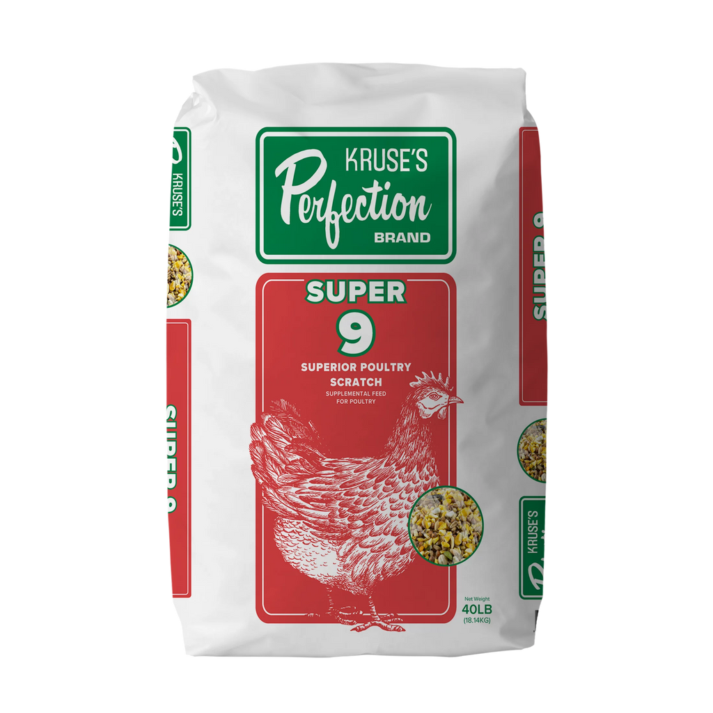 Poultry Scratch Grain 40 lb Y67919
