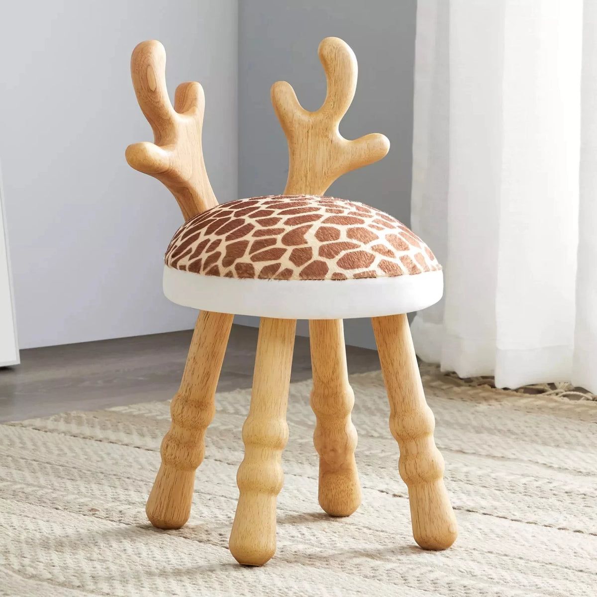 Handmade Wooden Toddler Chair D67603