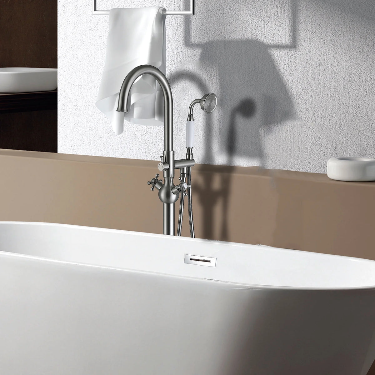 Freestanding Bathtub Faucet with Hand Shower V368131