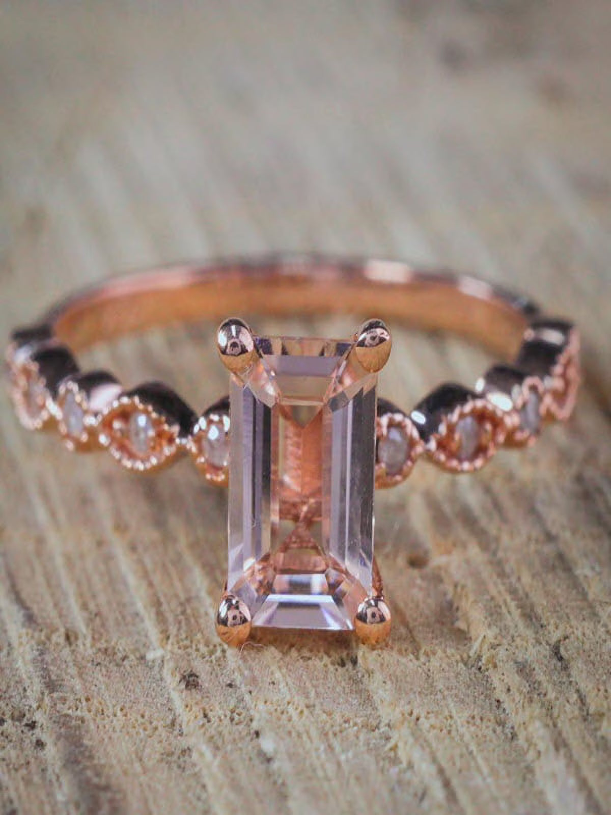1.25 Carat Peach Pink Morganite and Diamond Engagement Ring in 10k Rose Gold T381486