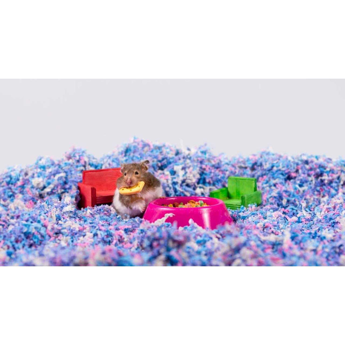 Uber Soft Paper Pet Bedding S848833