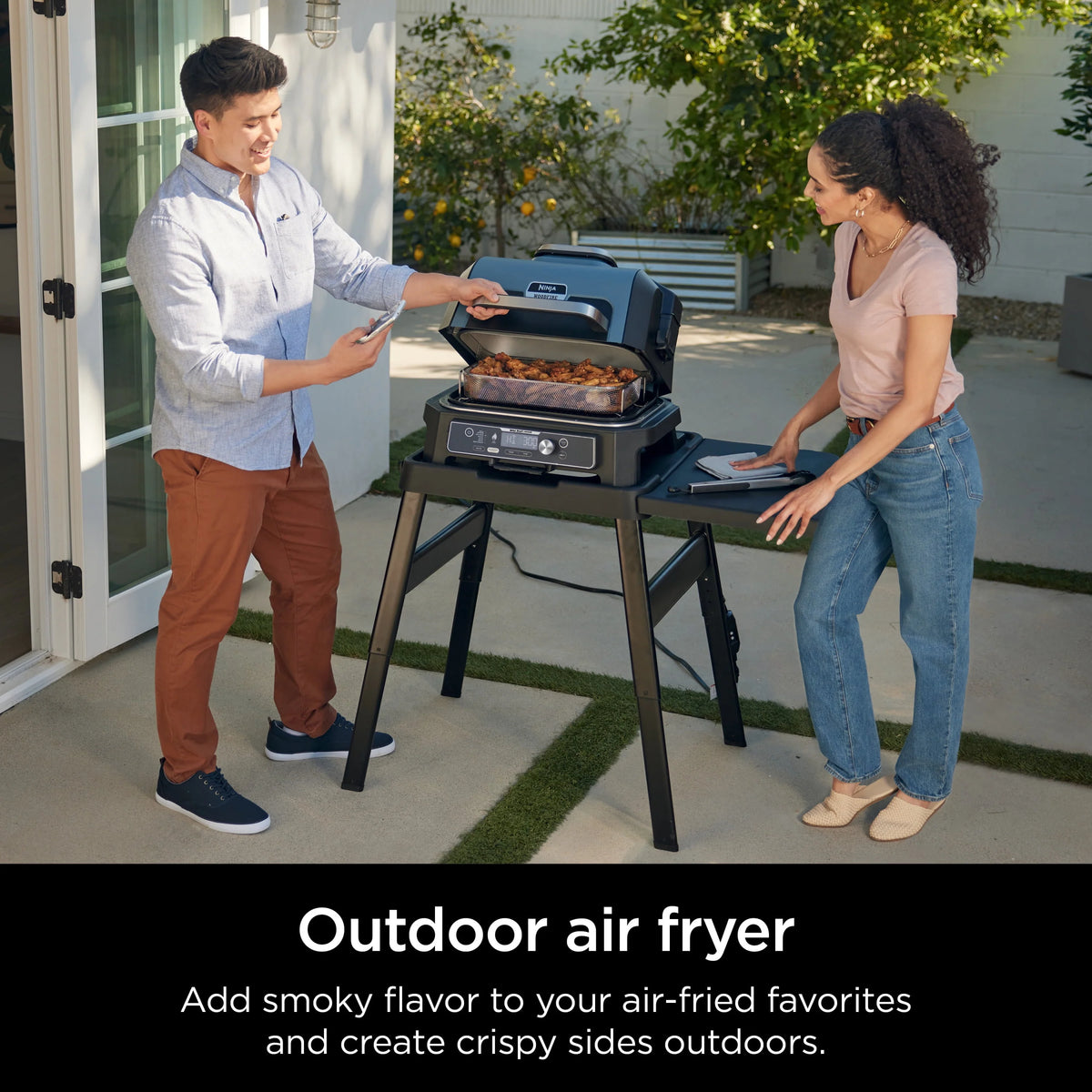 Outdoor 7-in-1 Grill & Smoker P61694